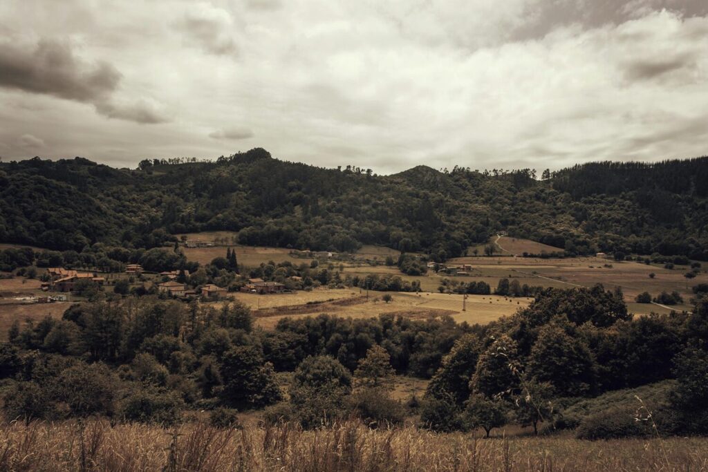 Scenic view mountains against cloudy sky dusk 1048944 23192617
